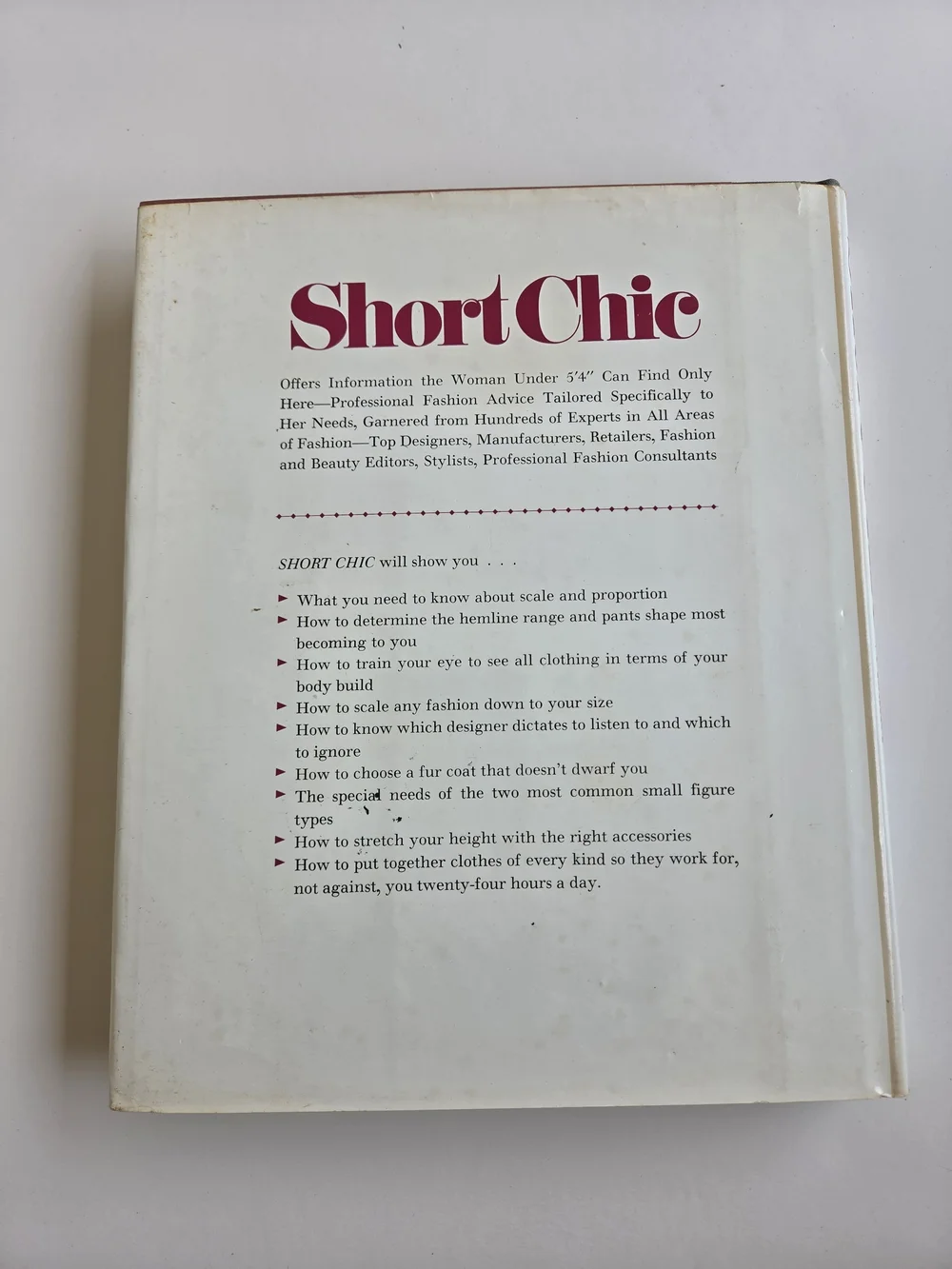 Short Chic by Allison Kyle Leopold & Ann Marie Cloutier – Hardcover